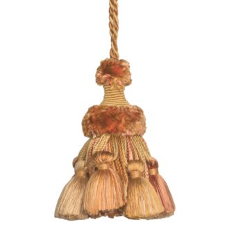 LA PETITE SILK KEY TASSEL