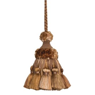 LA PETITE SILK KEY TASSEL