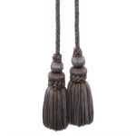 LE JARDIN SILK CHAIR TASSEL