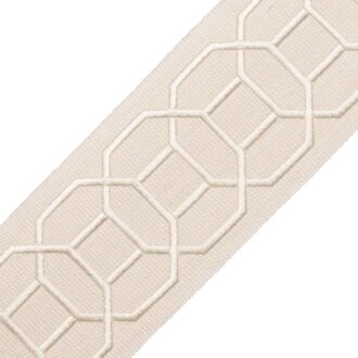 SAKIORI EMBROIDERED BORDER