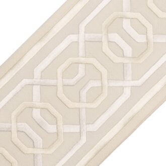 ODORI EMBROIDERED BORDER