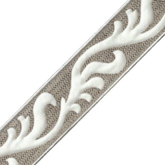 KYRA EMBROIDERED BORDER