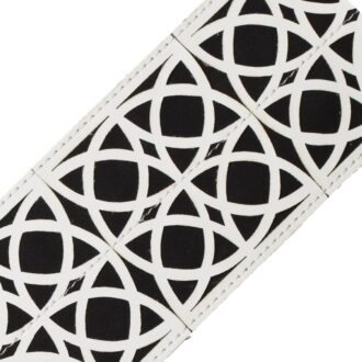 PIERRE LASER CUT BORDER