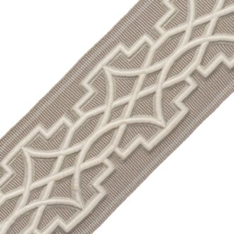 MIREILLE EMBROIDERED BORDER