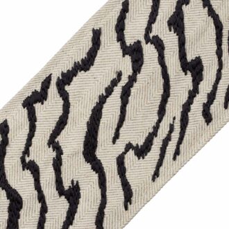 ATMOSPHERE EMBROIDERED BORDER