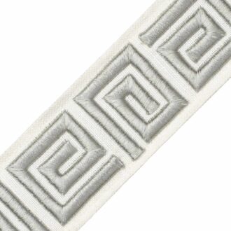 LYRA EMBROIDERED BORDER