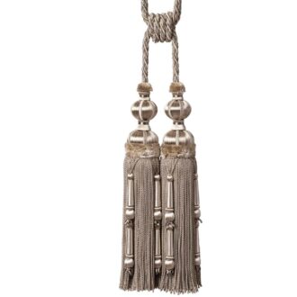 MARGAUX DOUBLE TASSEL TIEBACK