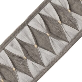MONARCH PLEATED BORDER