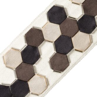 HONEYCOMB APPLIQUE BORDER